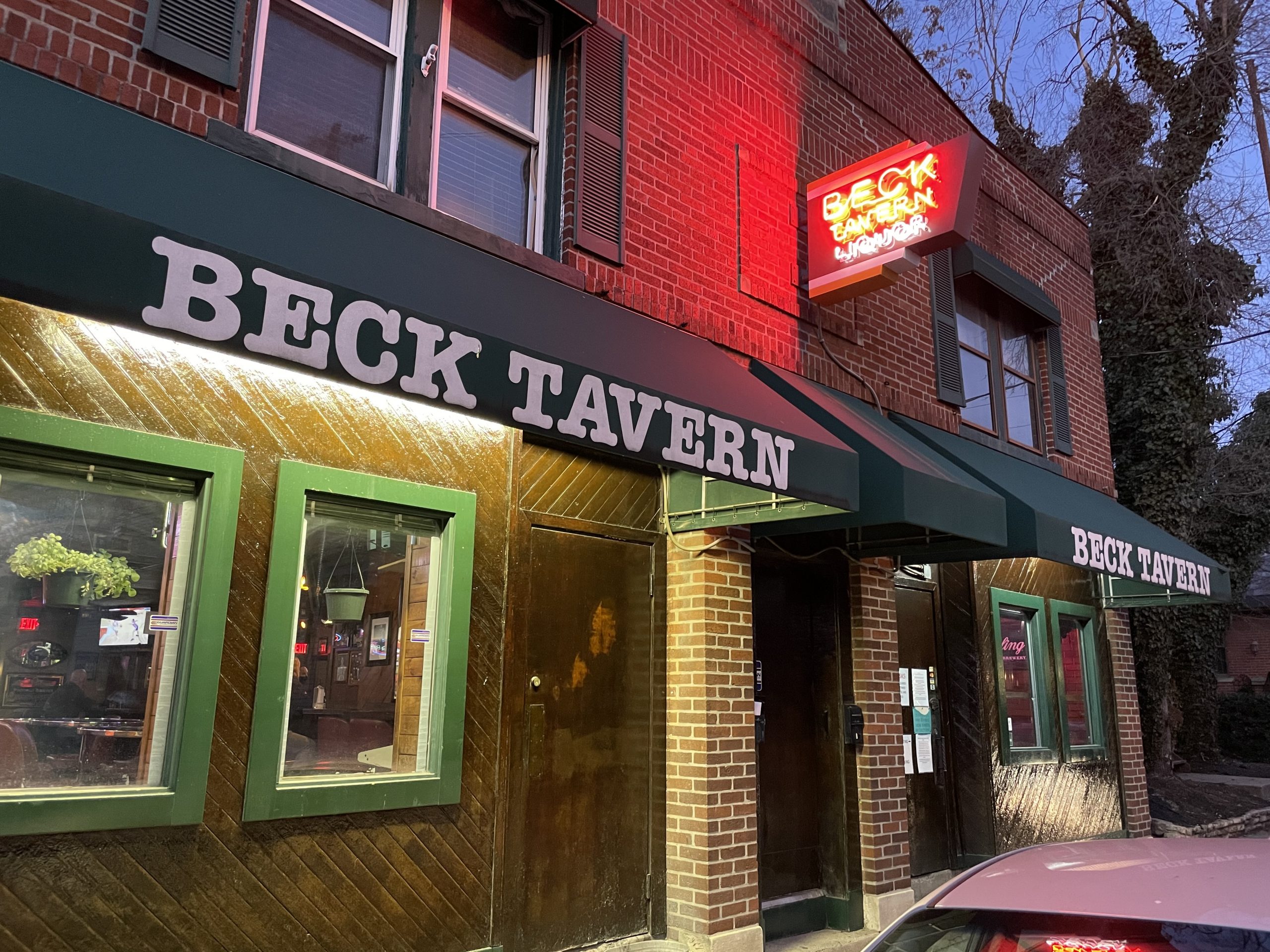 Beck Tavern Columbus Dive Bar - Exterior