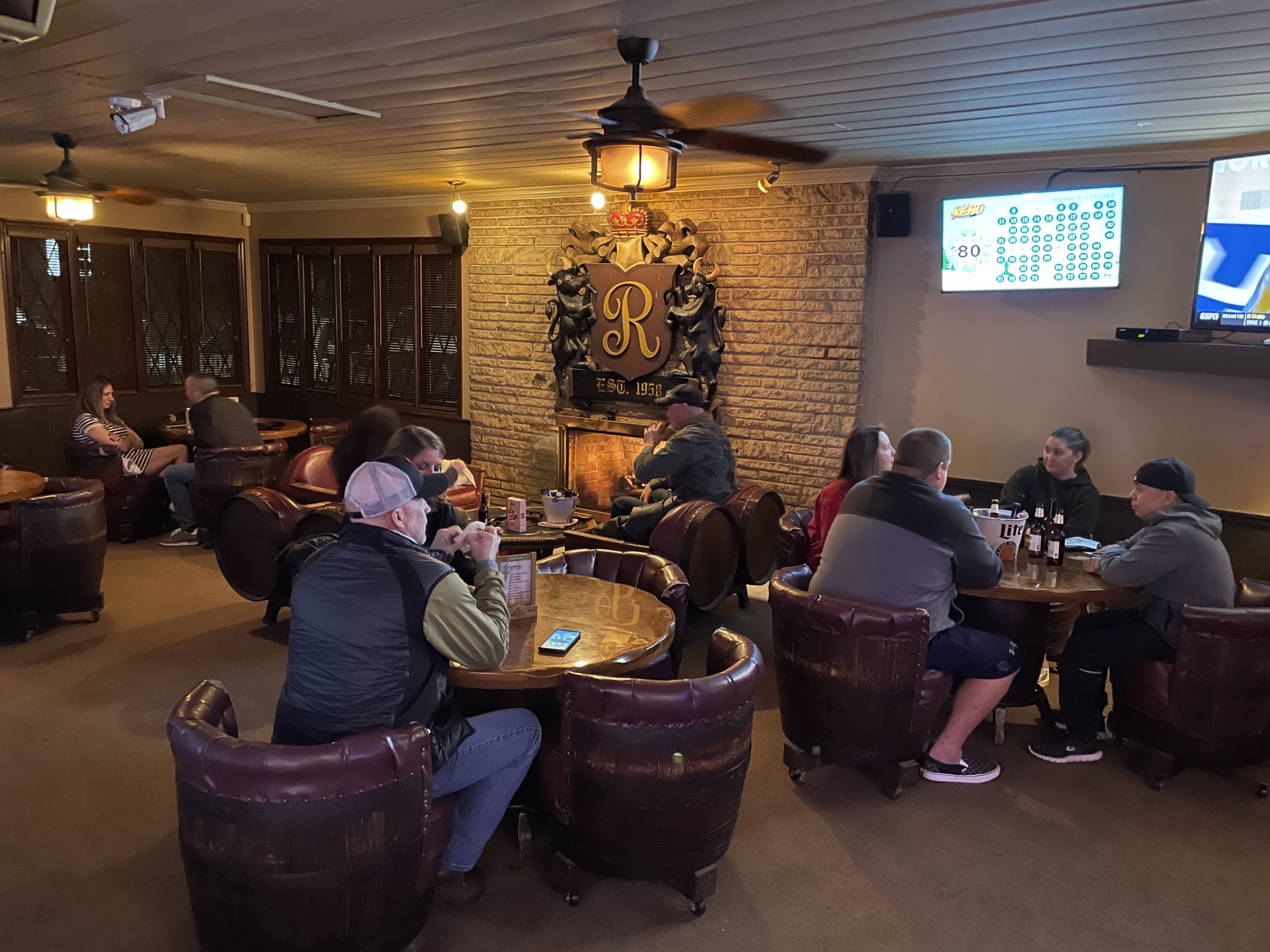 Ruckmoor Lounge - Columbus Dive Bar - Fireplace